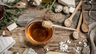 Greek Honey: A Taste of History & Nature